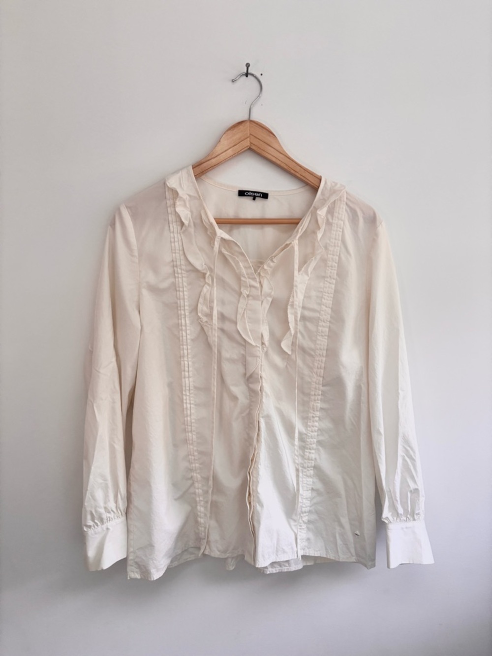 OLSEN | Ruffle  Blouse | size large - Picture 4 of 7